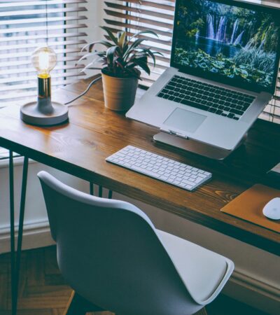 14 Helpful Tips for New Year Digital Decluttering